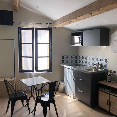 Arles: Studio De La Place Extérieur photo